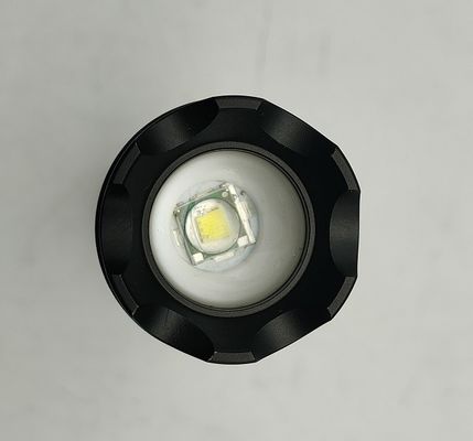 Aluminum Zoom Adjustable 104g 3.5x15.6(16.7)Cm Flash Light Torch IPX5 Switch On Body