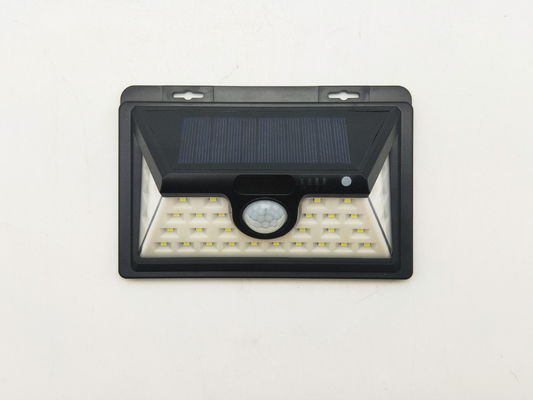 34LED Solar Powered Street Lights ABS 1200Mah Lithium 18650 Battery 15.8x10.5x4.8cm IP44 With Motion Sensor