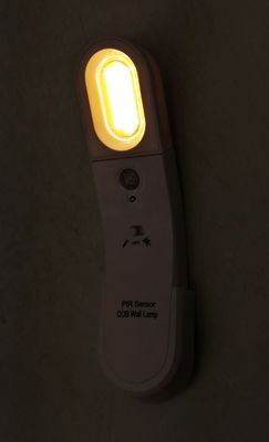 Rechargeable Cabinet Sensor Light 200x53x44mm 2W LED Motion Sensor Cabinet Light Under Counter Closet  Lighting