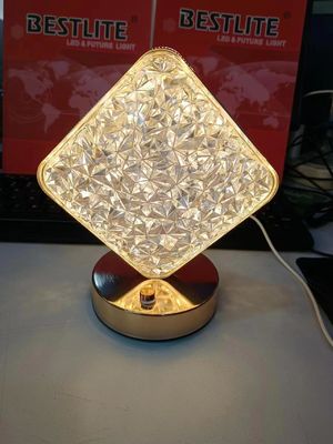 Bright Childrens Night Light Battery Operated Diamond Table Lamp For Home Decoration