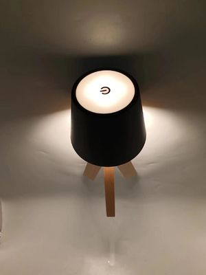 Rechargeable Wooden Base Battery Operated Night Light For Nursery 200lm