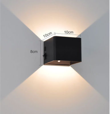 Aluminum / Plastic LED Wall Light PIR Motion Sensor Light For Children Elders